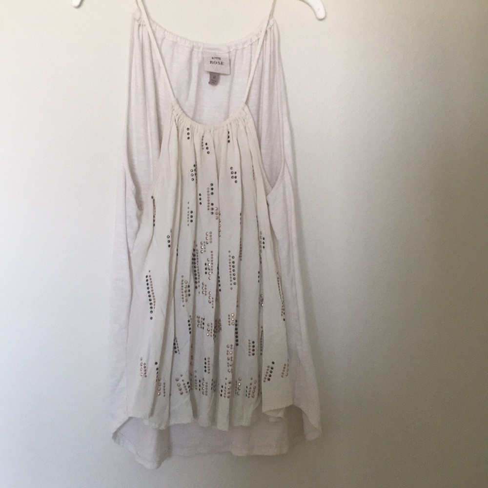 Flowy cream tank